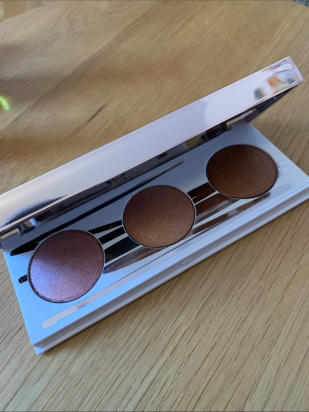 Fenty beauty Diamond bomb triple drip